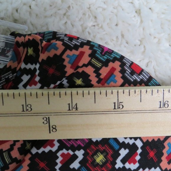 Stoosh* Women's Long Sleeve Curved Hem Collarless Split Neck Blouse Size~ Small‎ - Picture 4 of 7